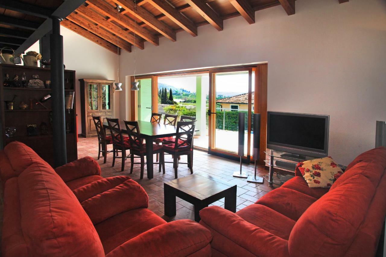 Spacious Villa In Parecag With A Swimming Pool Sečovlje 外观 照片