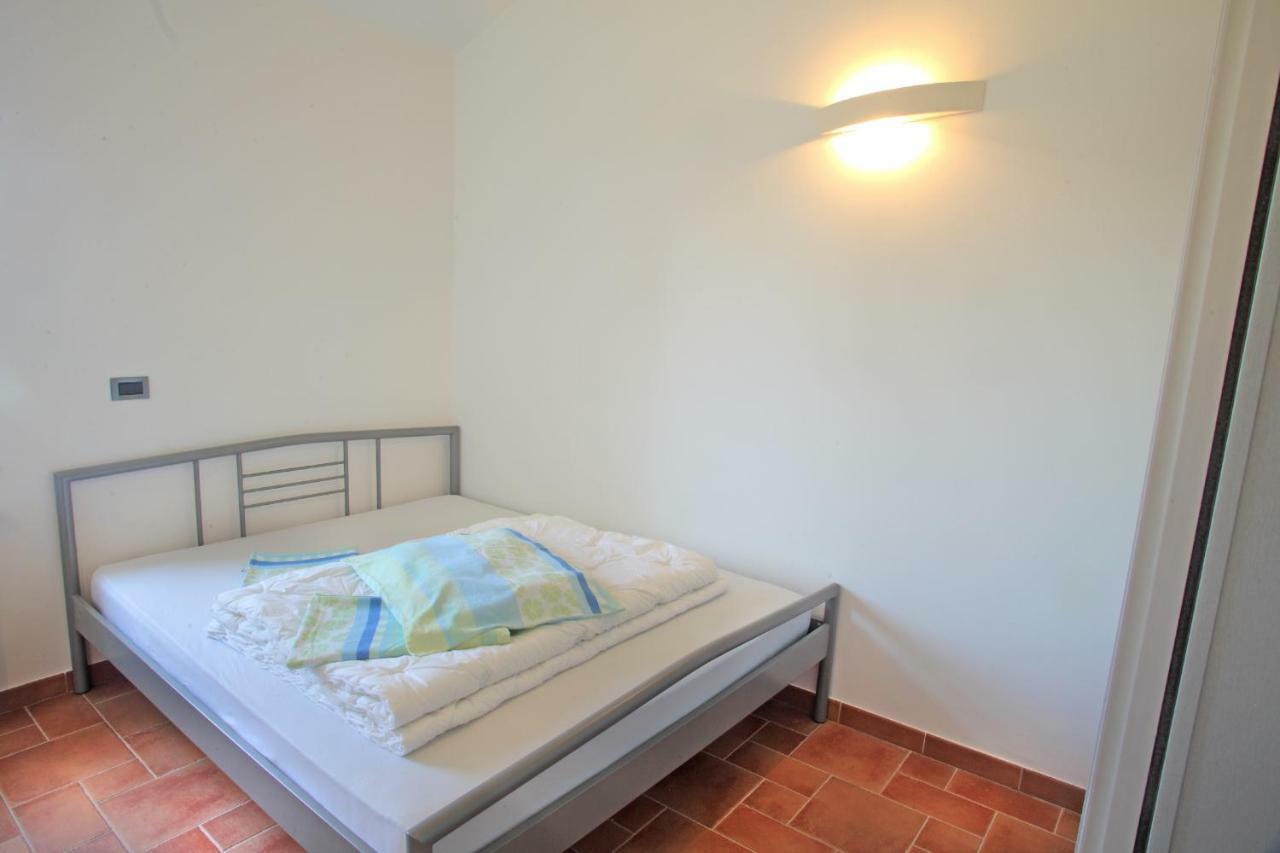Spacious Villa In Parecag With A Swimming Pool Sečovlje 外观 照片