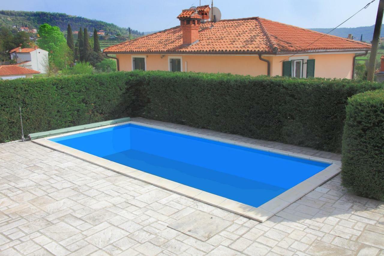 Spacious Villa In Parecag With A Swimming Pool Sečovlje 外观 照片